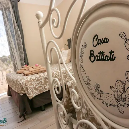 Holiday home Casa Battiati